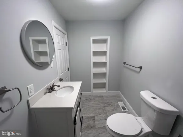 $1,500 | 703 Bethlehem Pike, Unit 1R, Glenside, PA 19038