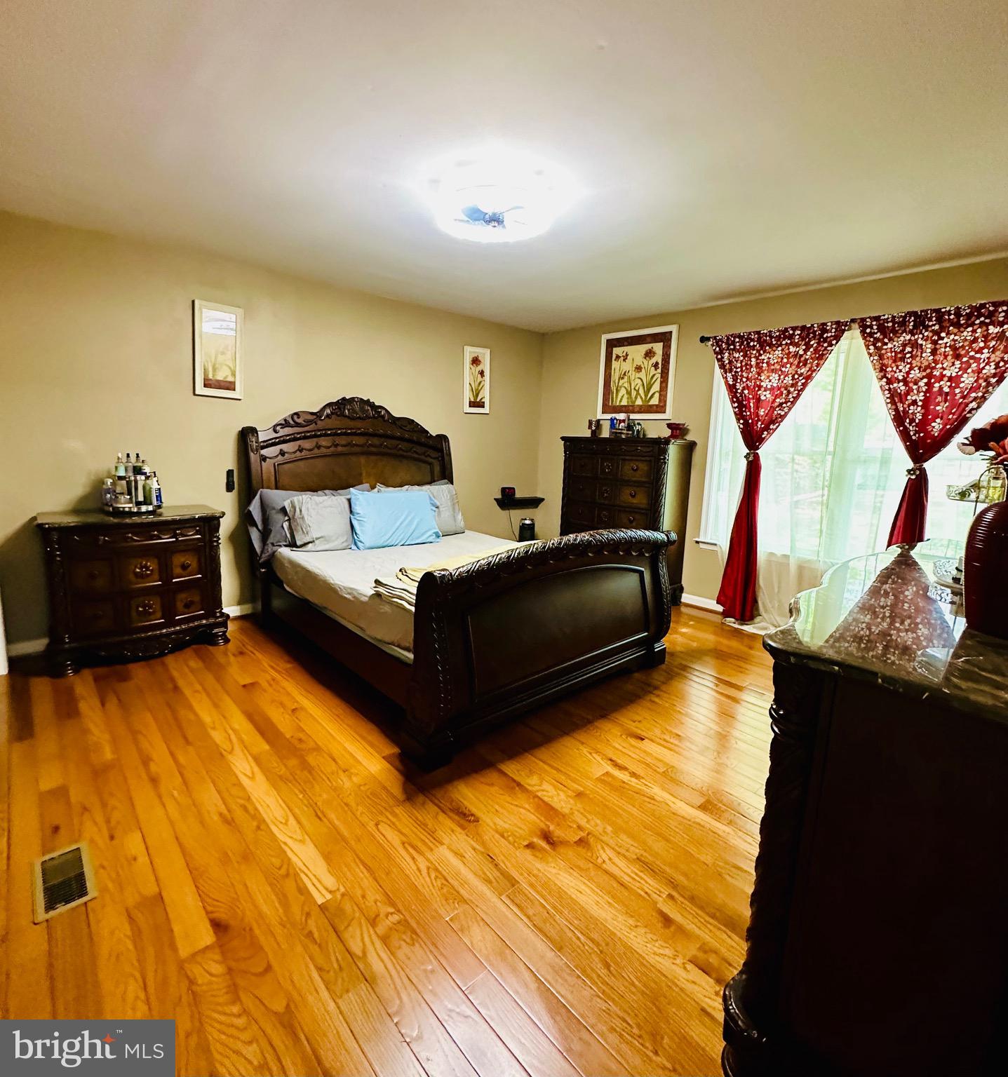 4786 Kelly Road Woodbridge, VA 22193 - Photo 24 of 64 Master Bedroom