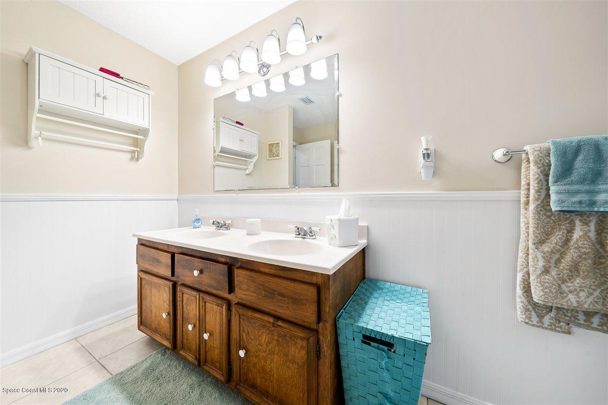 3125 Turtle Mound Road Melbourne, FL 32934 - Photo 31 of 47 28-DSC0798019