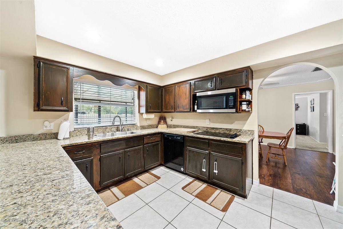 3125 Turtle Mound Road Melbourne, FL 32934 - Photo 10 of 47 08-DSC0798922
