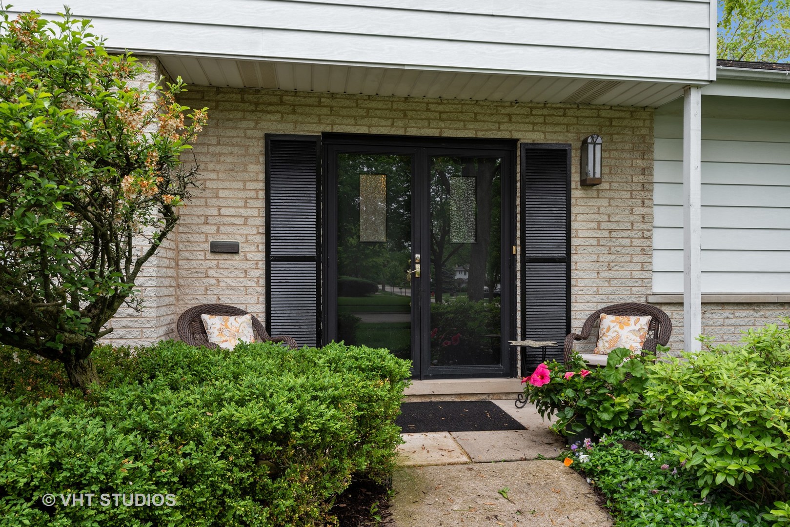 1616 Birch Road Northbrook, IL 60062 - Photo 3 of 20