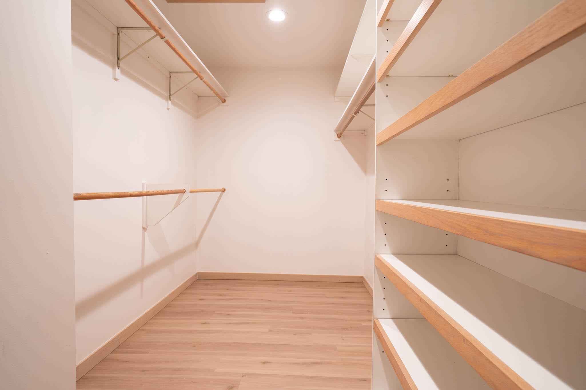 302 Easy Street Blaine County, ID 83333 - Photo 31 of 56 Primary Closet