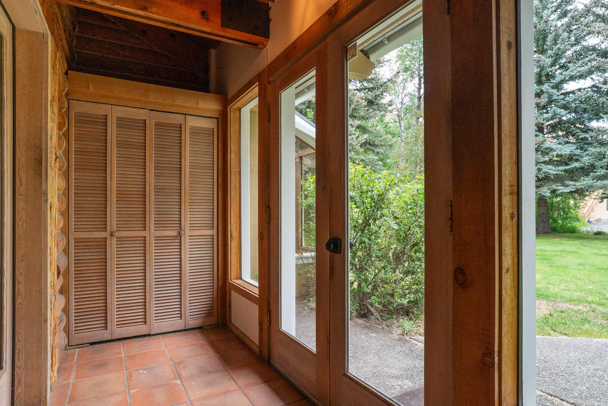 302 Easy Street Blaine County, ID 83333 - Photo 5 of 56 Cold Entry 1