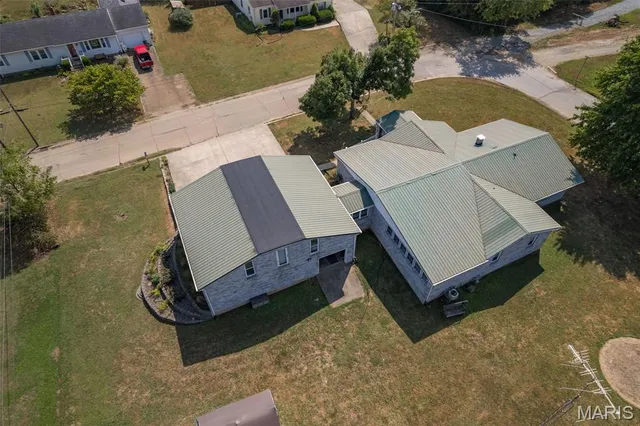 $325,000 | 308 Robinson Street, Fredericktown, MO 63645