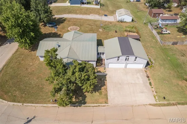 $325,000 | 308 Robinson Street, Fredericktown, MO 63645