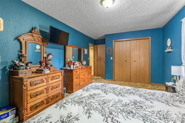 $325,000 | 308 Robinson Street, Fredericktown, MO 63645