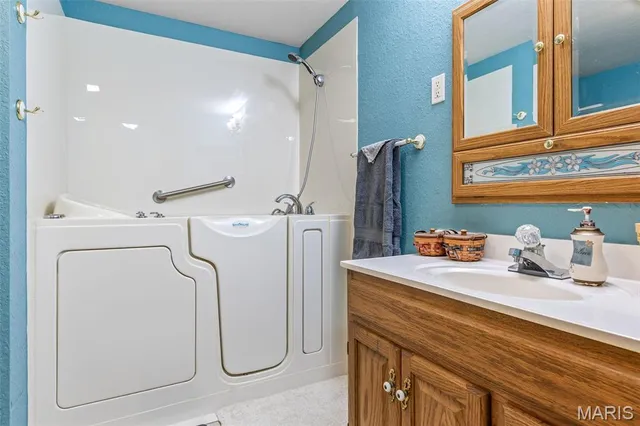 $325,000 | 308 Robinson Street, Fredericktown, MO 63645