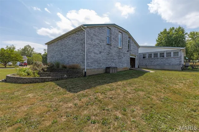$325,000 | 308 Robinson Street, Fredericktown, MO 63645