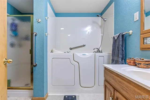 $325,000 | 308 Robinson Street, Fredericktown, MO 63645