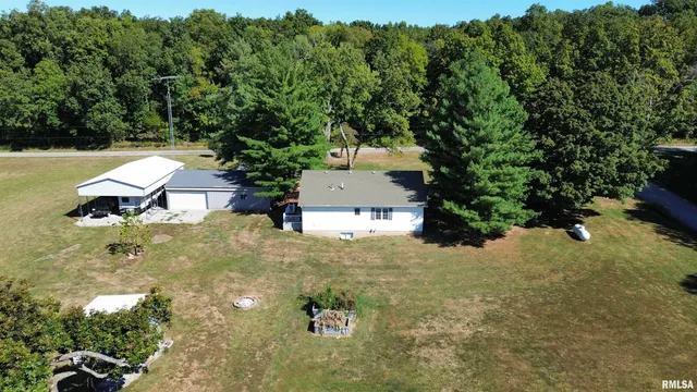 $315,000 | 11675 East Radio Tower Road, Mount Vernon, IL 62864