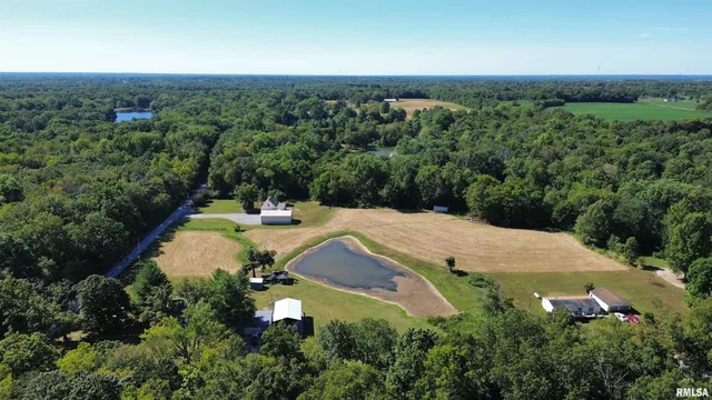 $315,000 | 11675 East Radio Tower Road, Mount Vernon, IL 62864