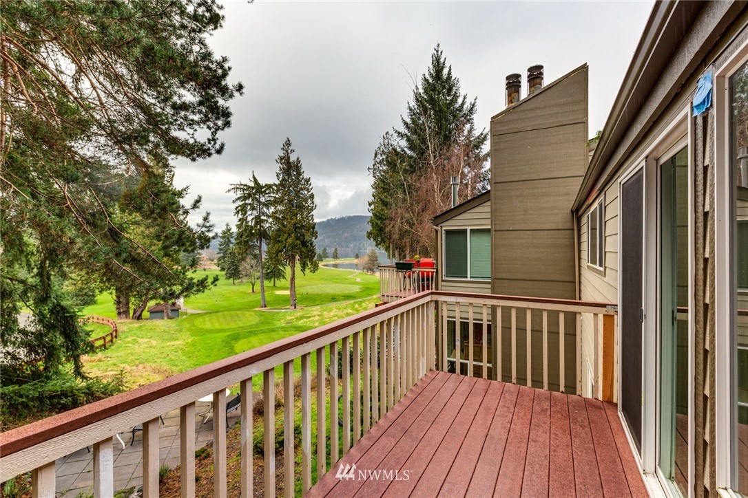 3 Barn View Drive, Unit 5 Bellingham, WA 98229 - Photo 25 of 25 a view of a house with a deck