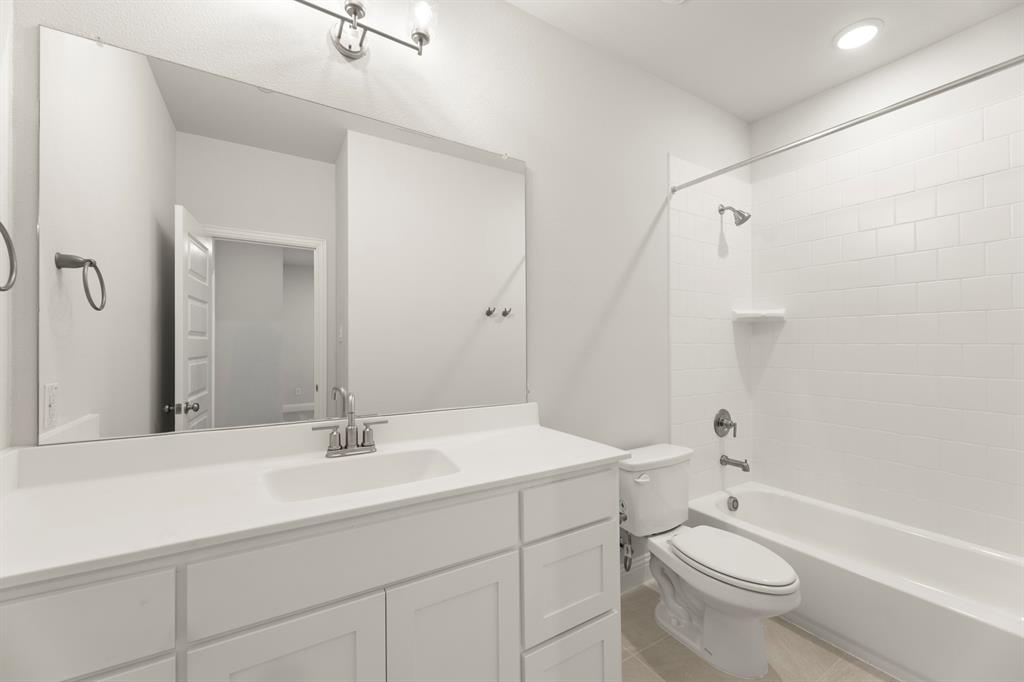 3912 Keya Drive Prosper, TX 75078 - Photo 17 of 32 17. 3912 Keya - 2ND Bath