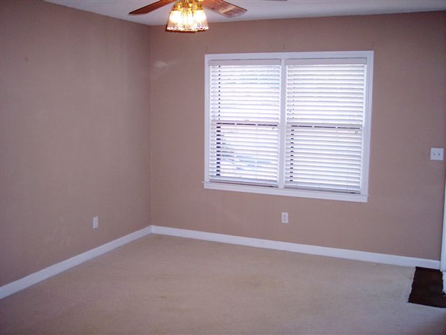 501 Edwards Road, Unit 31 Greenville, SC 29615 - Photo 3 of 11 Gallery Image 3