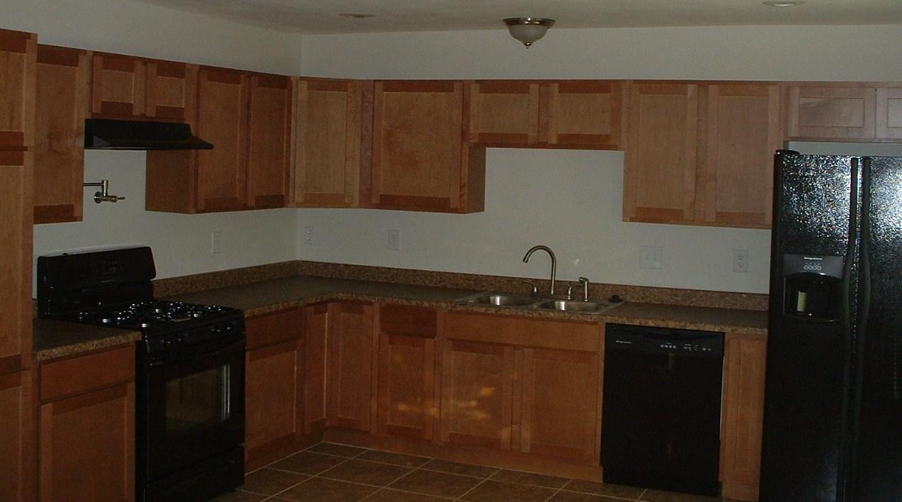 3938 West Rovey Avenue Phoenix, AZ 85019 - Photo 2 of 2 Kitchen
