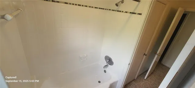 $2,300 | 2027 Bentley Street, Orlando, FL 32805