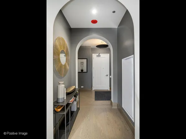 $2,950,000 | 21 North May Street, Unit 305, Chicago, IL 60607