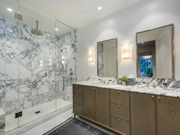 $2,950,000 | 21 North May Street, Unit 305, Chicago, IL 60607