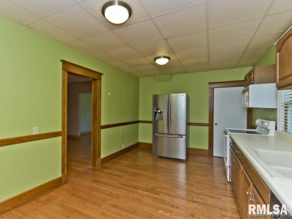 30 West Hoechester Road Springfield, IL 62711 - Photo 7 of 36
