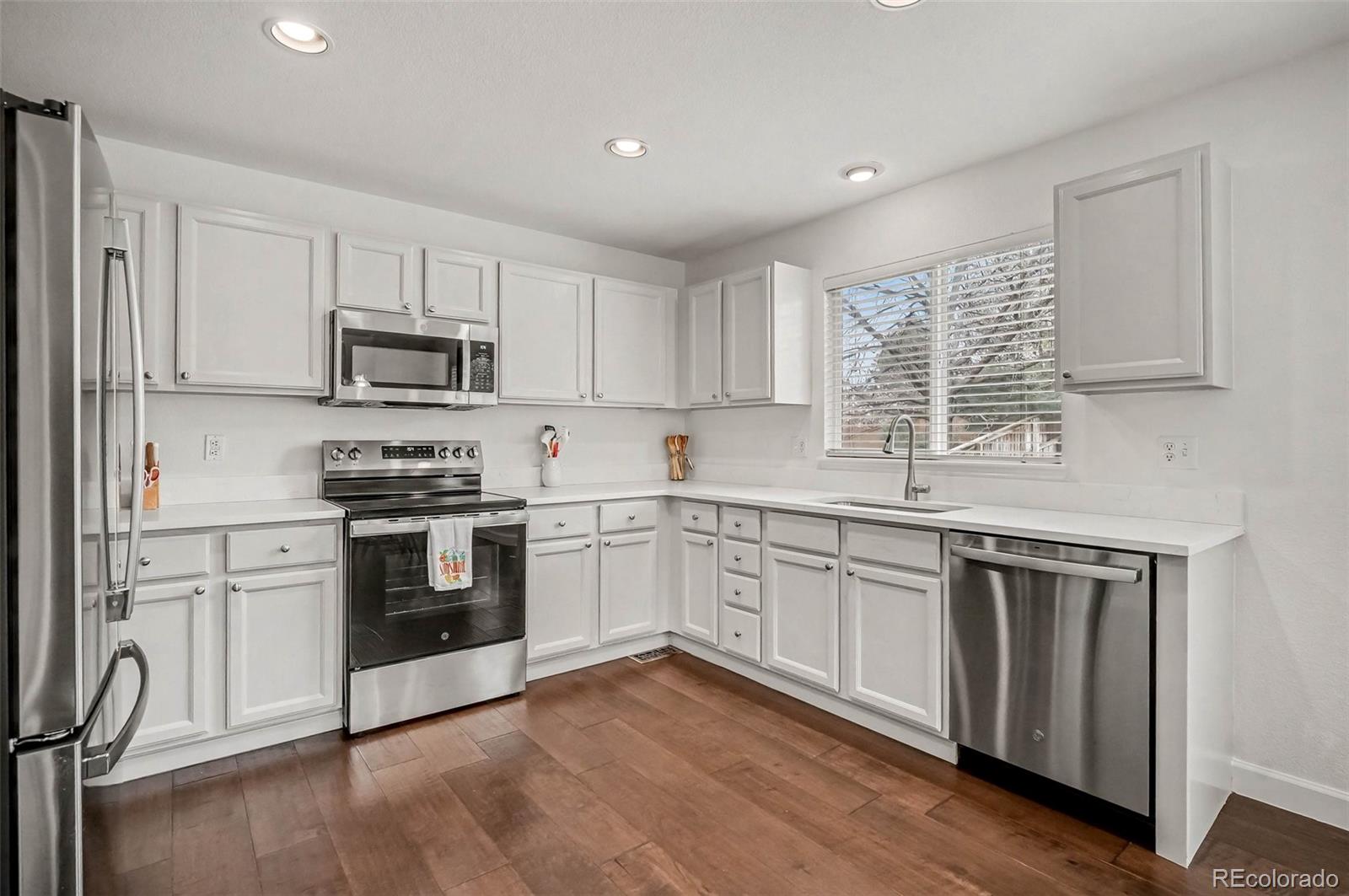 9308 Wolfe Drive Highlands Ranch, CO 80129 - Photo 18 of 50