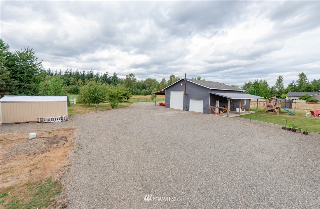 6565 Old Guide Road Bellingham, WA 98226 - Photo 4 of 27 front view of house with a street