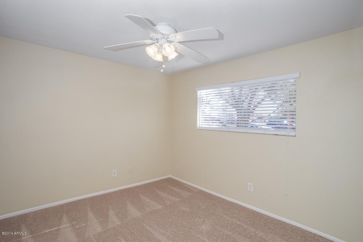 4158 West Hearn Road Phoenix, AZ 85053 - Photo 8 of 15 8