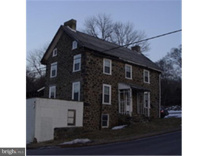 809 Aston Mills Road Aston, PA 19014 - Photo 3 of 19