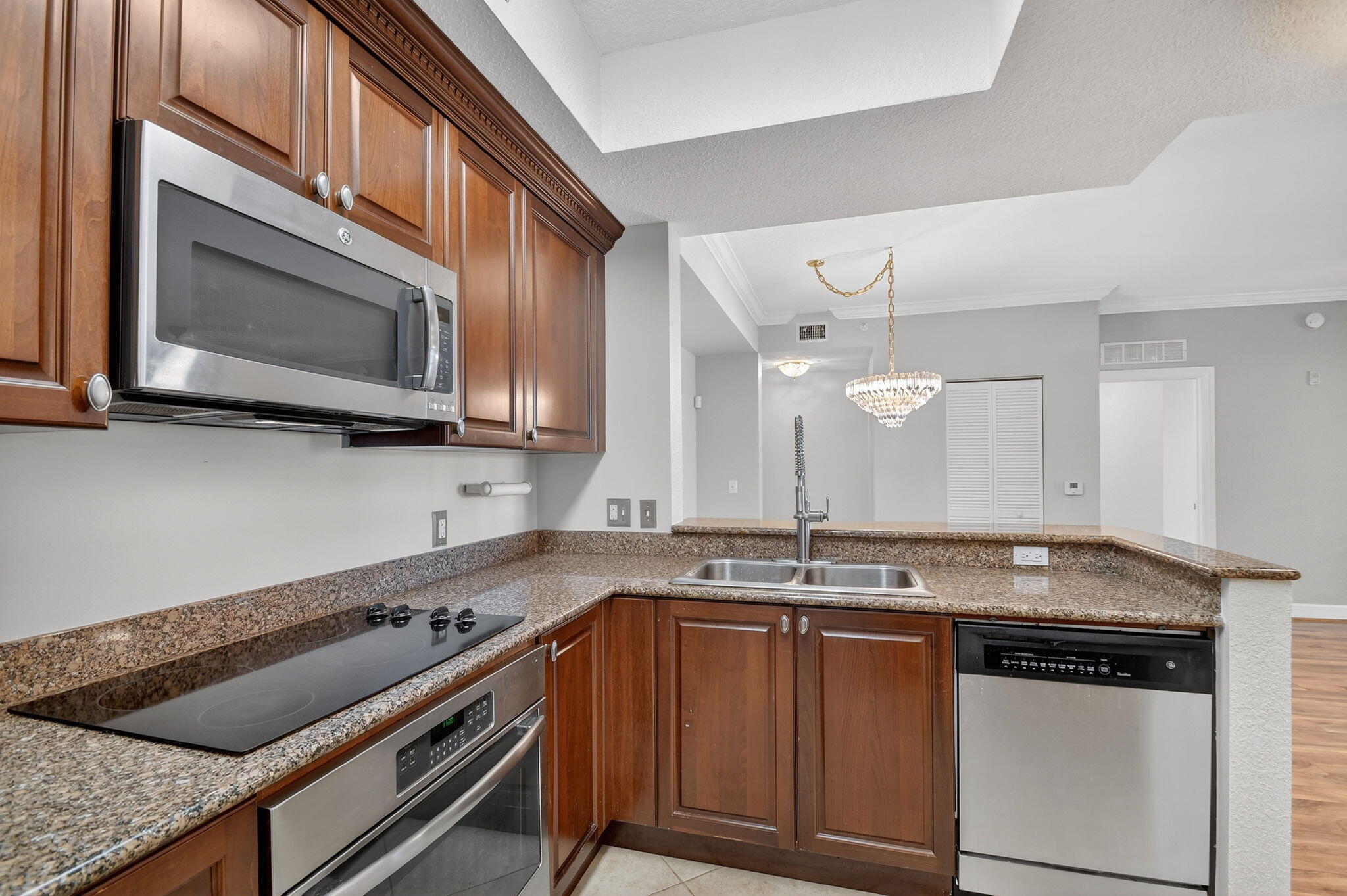 1660 Renaissance Commons Boulevard, Unit 2627 Boynton Beach, FL 33426 - Photo 4 of 32 Granite