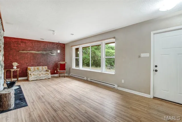 $259,900 | 1227 Teson Road, Hazelwood, MO 63042