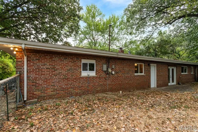 $259,900 | 1227 Teson Road, Hazelwood, MO 63042