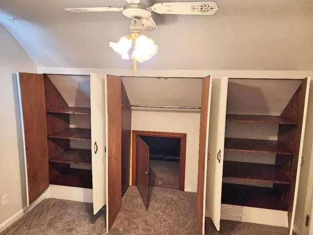 a view of a storage & utility room