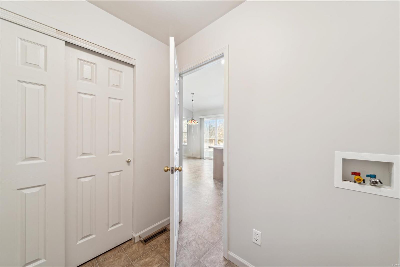 121 Westhampton Drive Troy, MO 63379 - Photo 12 of 27