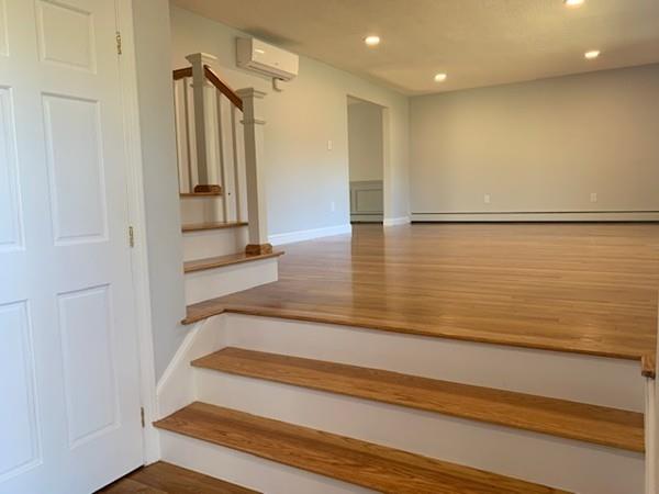 583 Kendall Road Tewksbury, MA 01876 - Photo 3 of 35 Gallery Image 3