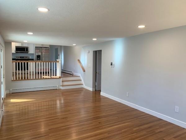583 Kendall Road Tewksbury, MA 01876 - Photo 10 of 35 Gallery Image 10