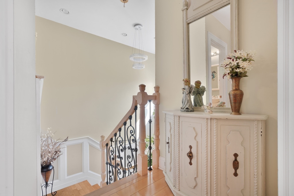 466 Dickinson Street Fall River, MA 02721 - Photo 20 of 42 Gallery Image 20