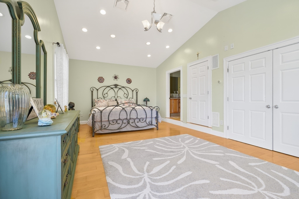 466 Dickinson Street Fall River, MA 02721 - Photo 21 of 42 Gallery Image 21