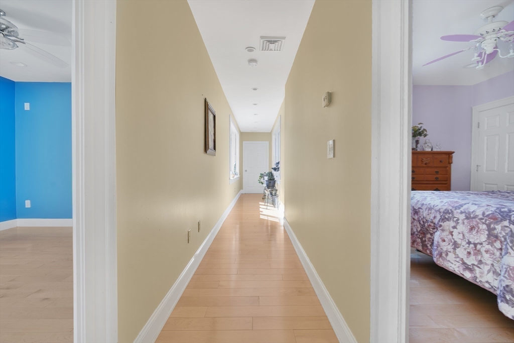 466 Dickinson Street Fall River, MA 02721 - Photo 26 of 42 Gallery Image 26