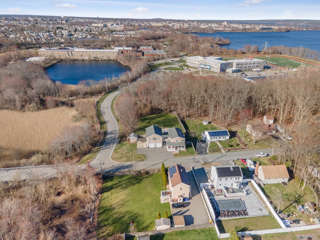 466 Dickinson Street Fall River, MA 02721 - Photo 3 of 42 Gallery Image 3