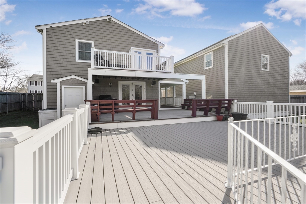 466 Dickinson Street Fall River, MA 02721 - Photo 39 of 42 Gallery Image 39