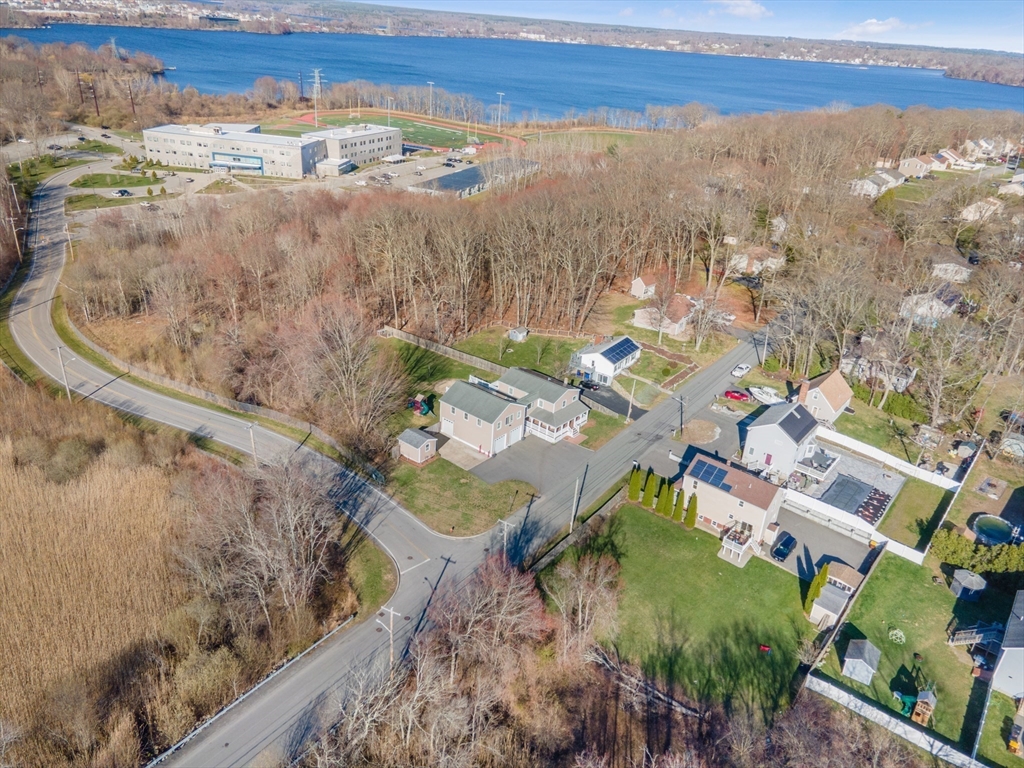 466 Dickinson Street Fall River, MA 02721 - Photo 5 of 42 Gallery Image 5
