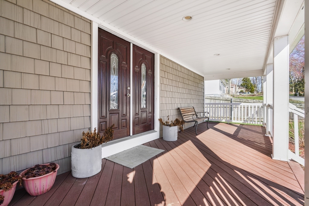 466 Dickinson Street Fall River, MA 02721 - Photo 7 of 42 Gallery Image 7