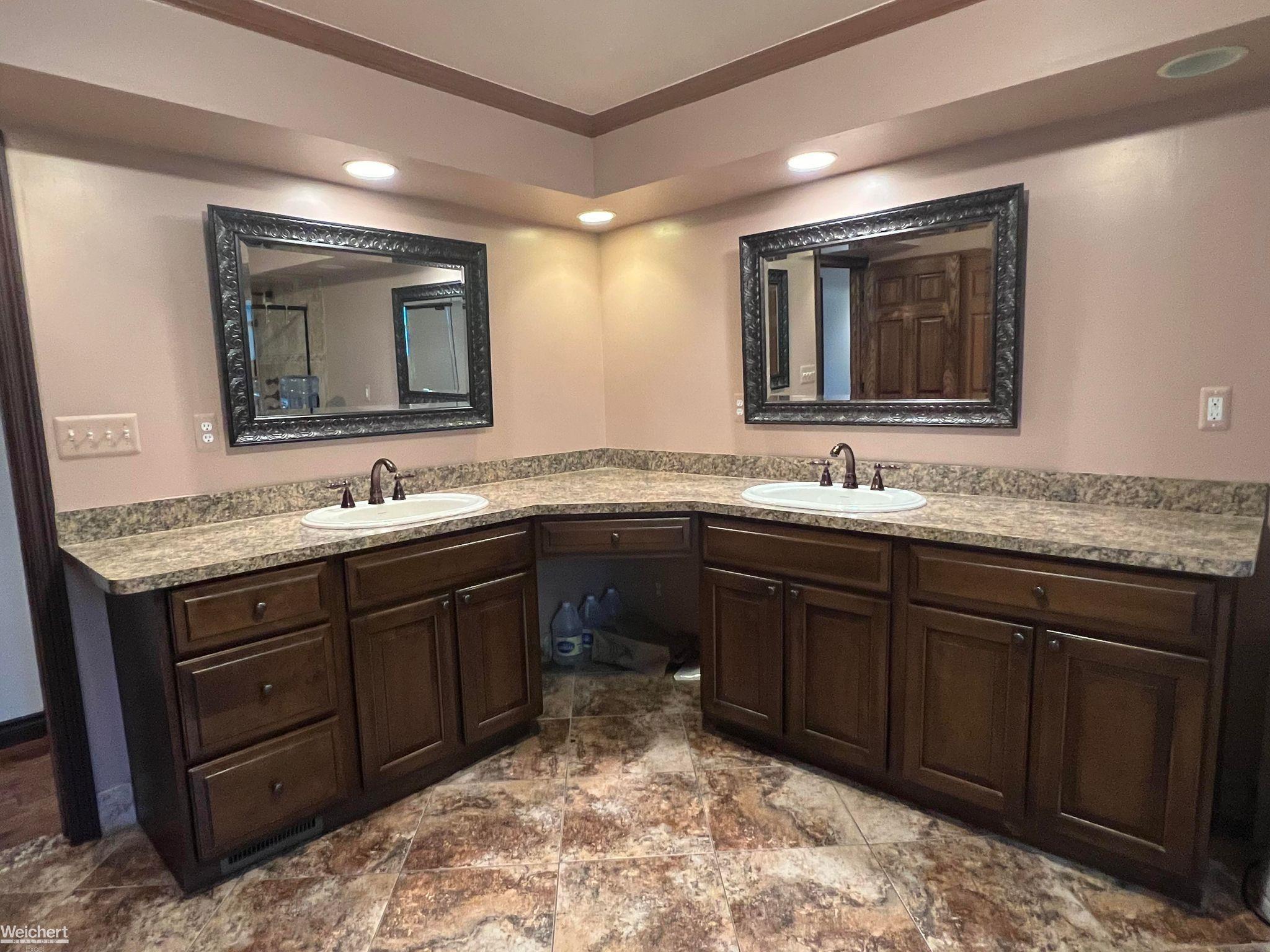 1271 Green Ridge Road Rochester Hills, MI 48309 - Photo 39 of 68