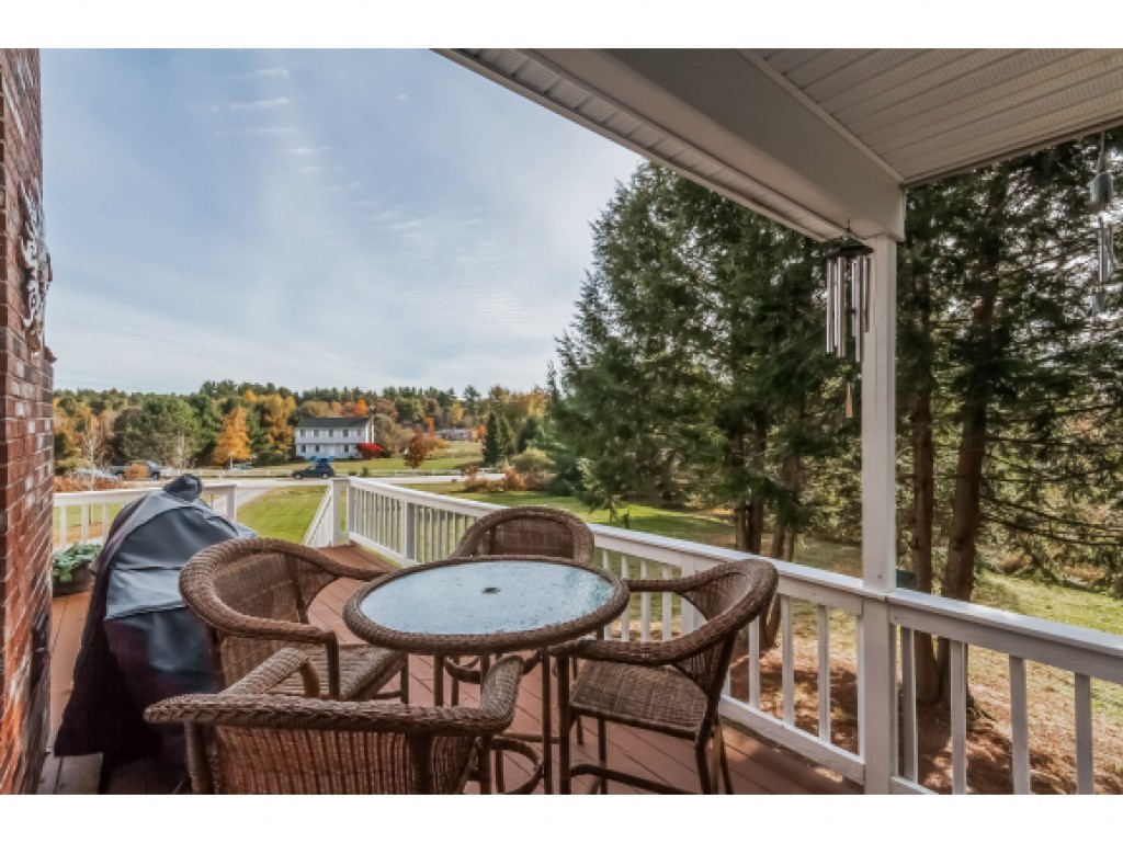 5 Meadow Road Windham, NH 03087 - Photo 28 of 36