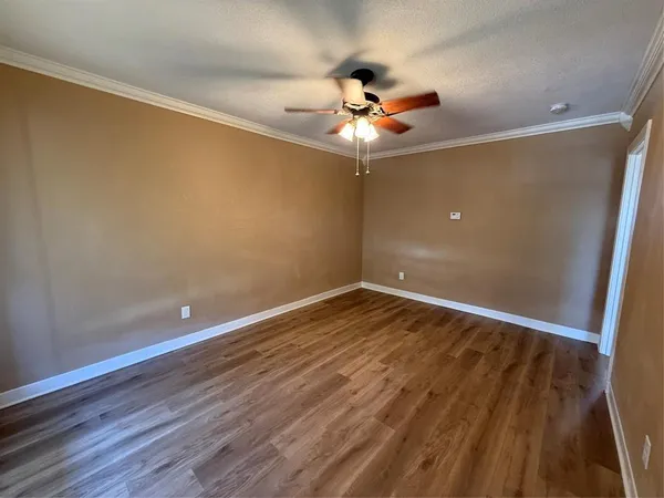 $1,645 | 2133 Edwin Street, Fort Worth, TX 76110