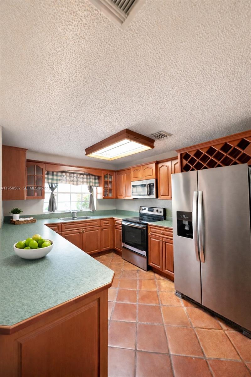 1045 Northwest 126th Place Miami, FL 33182 - Photo 2 of 16 Virtually staged