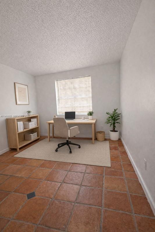 1045 Northwest 126th Place Miami, FL 33182 - Photo 7 of 16 Virtually staged