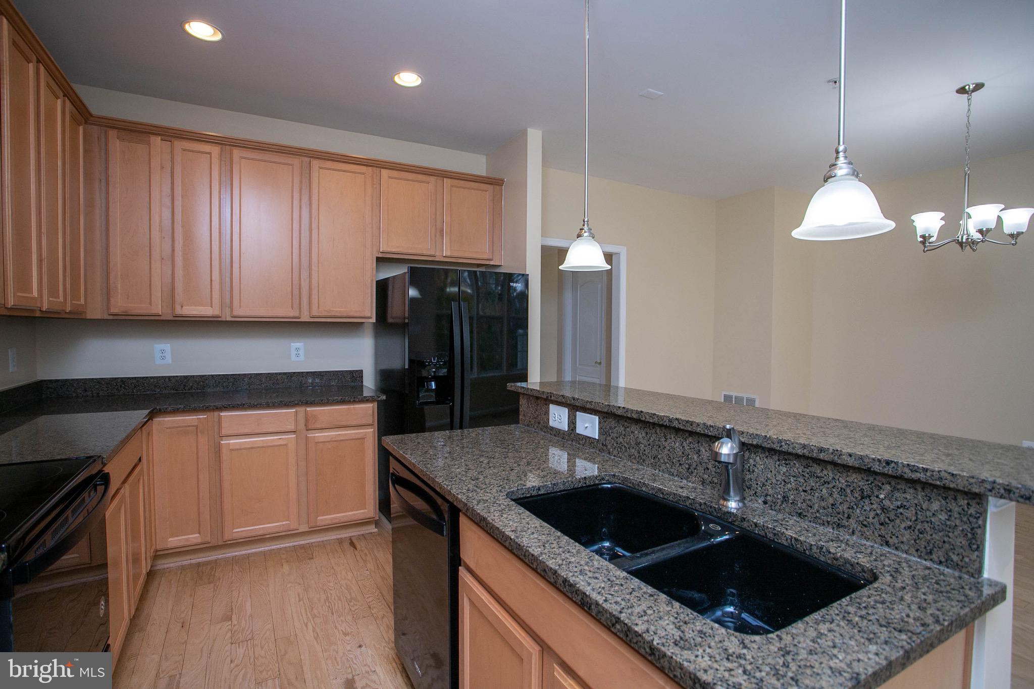 522 Tailgate Terrace Landover, MD 20785 - Photo 4 of 47
