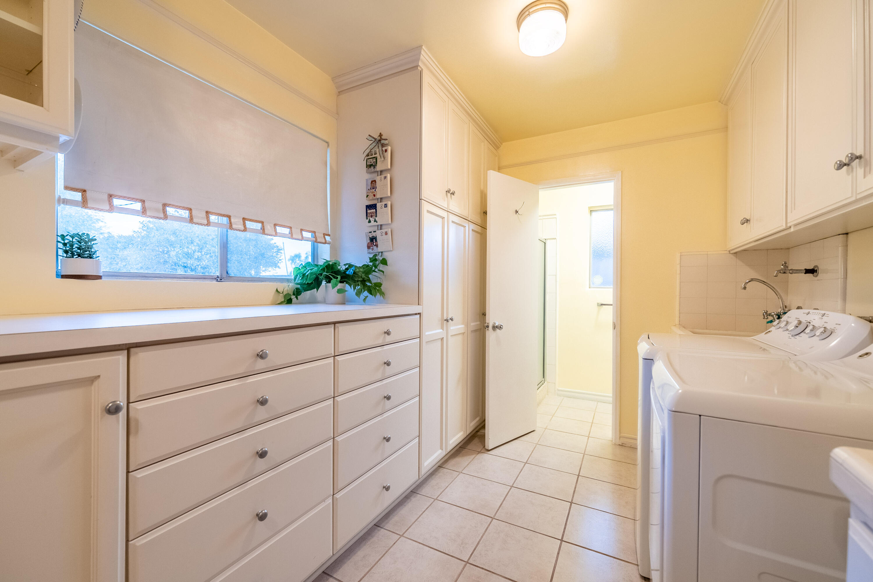 167 Santa Rosa Road El Centro, CA 92243 - Photo 19 of 50 a room with a washing machine