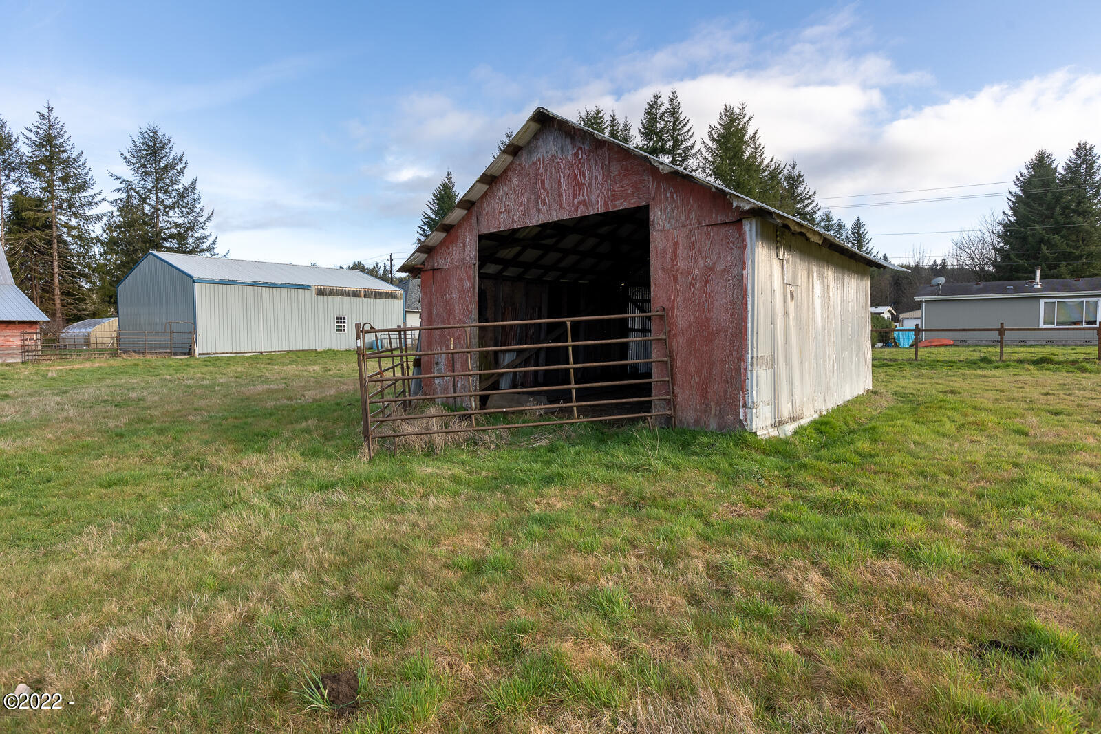 477 Southwest Ferry Avenue Siletz, OR 97380 - Photo 6 of 30 477SWFerry-A-22