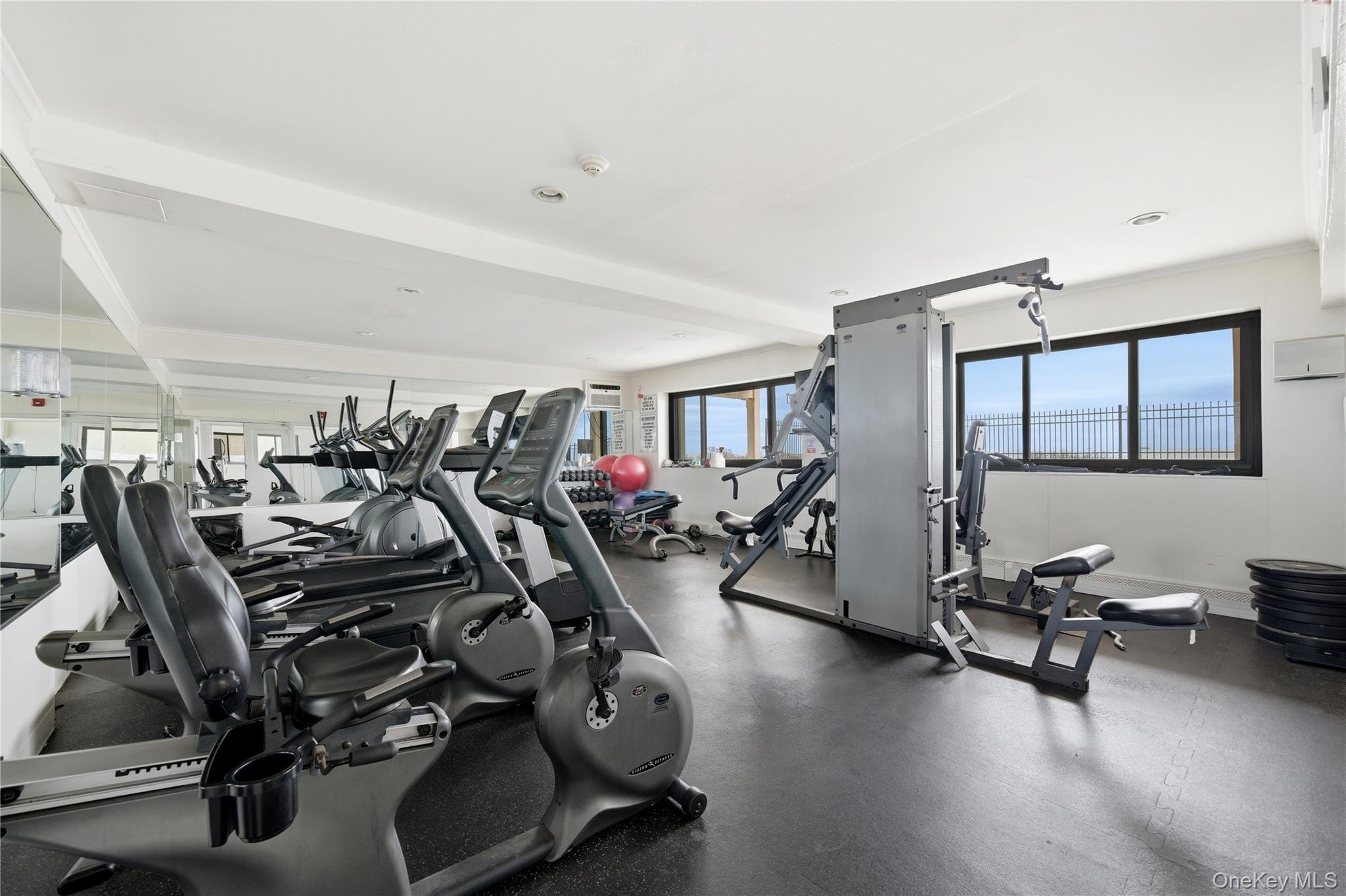 420 Shore Road, Unit 3M Long Beach, NY 11561 - Photo 10 of 23 View of exercise room